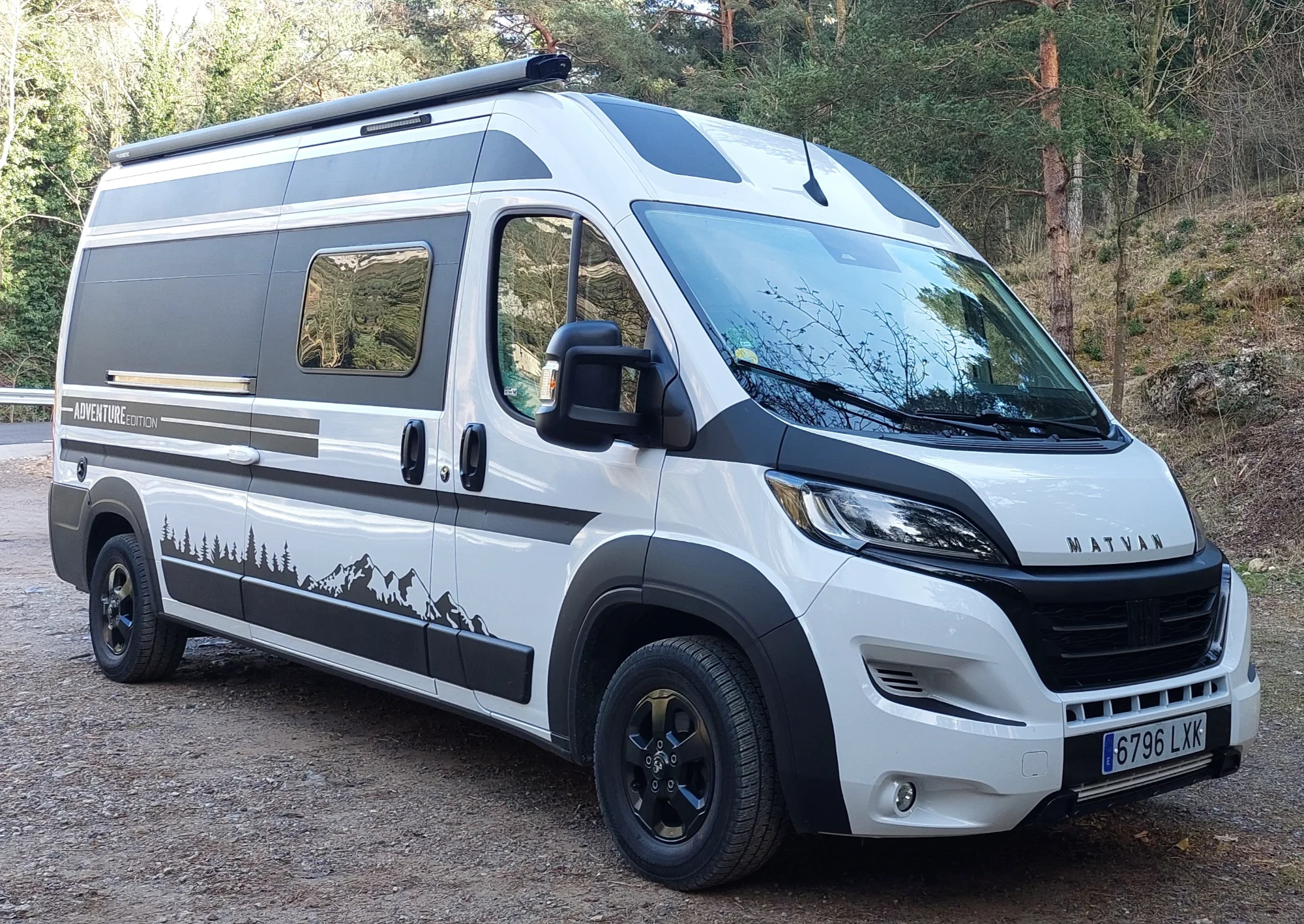 Camper F. Ducado con muchisimos extras en cabina y vivienda