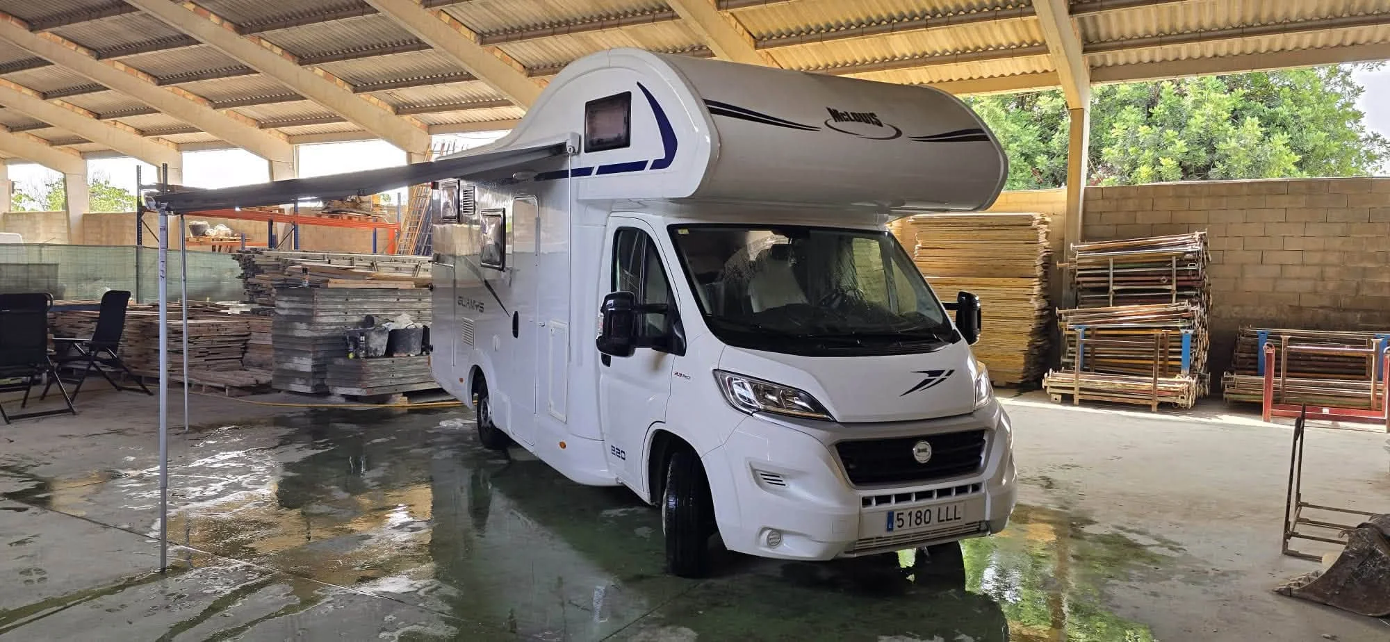 autocaravana Mclouis glamys 220 6 plazas año 2020