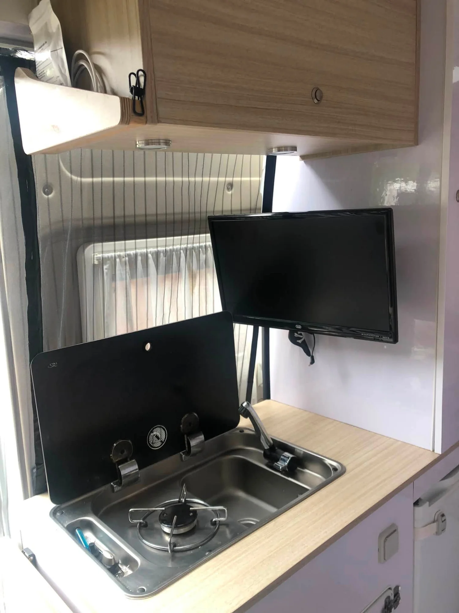 Peugeot boxer L2H2 camper homologada furgón vivienda