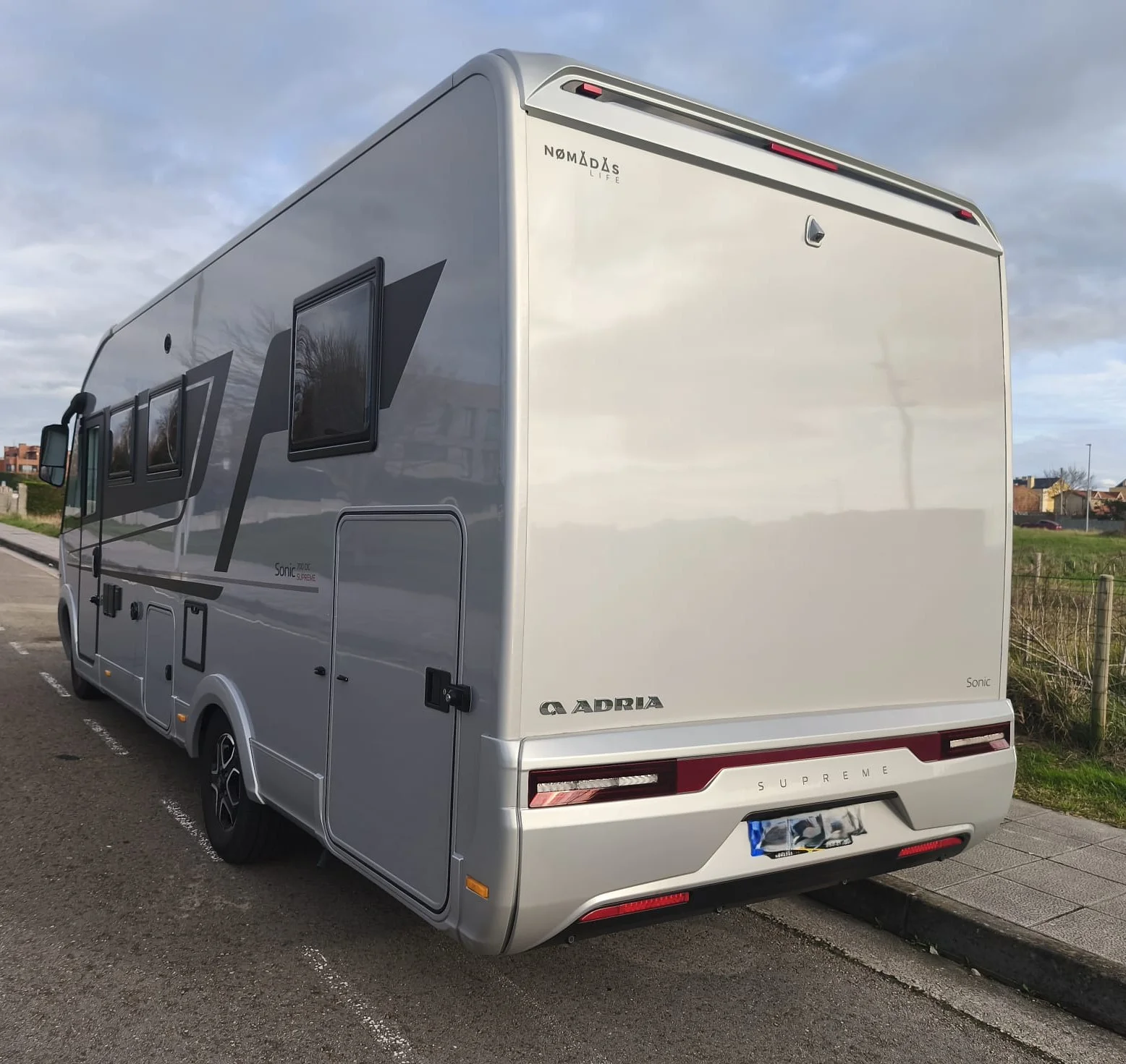 ADRIA SONIC SUPREME 700 DC