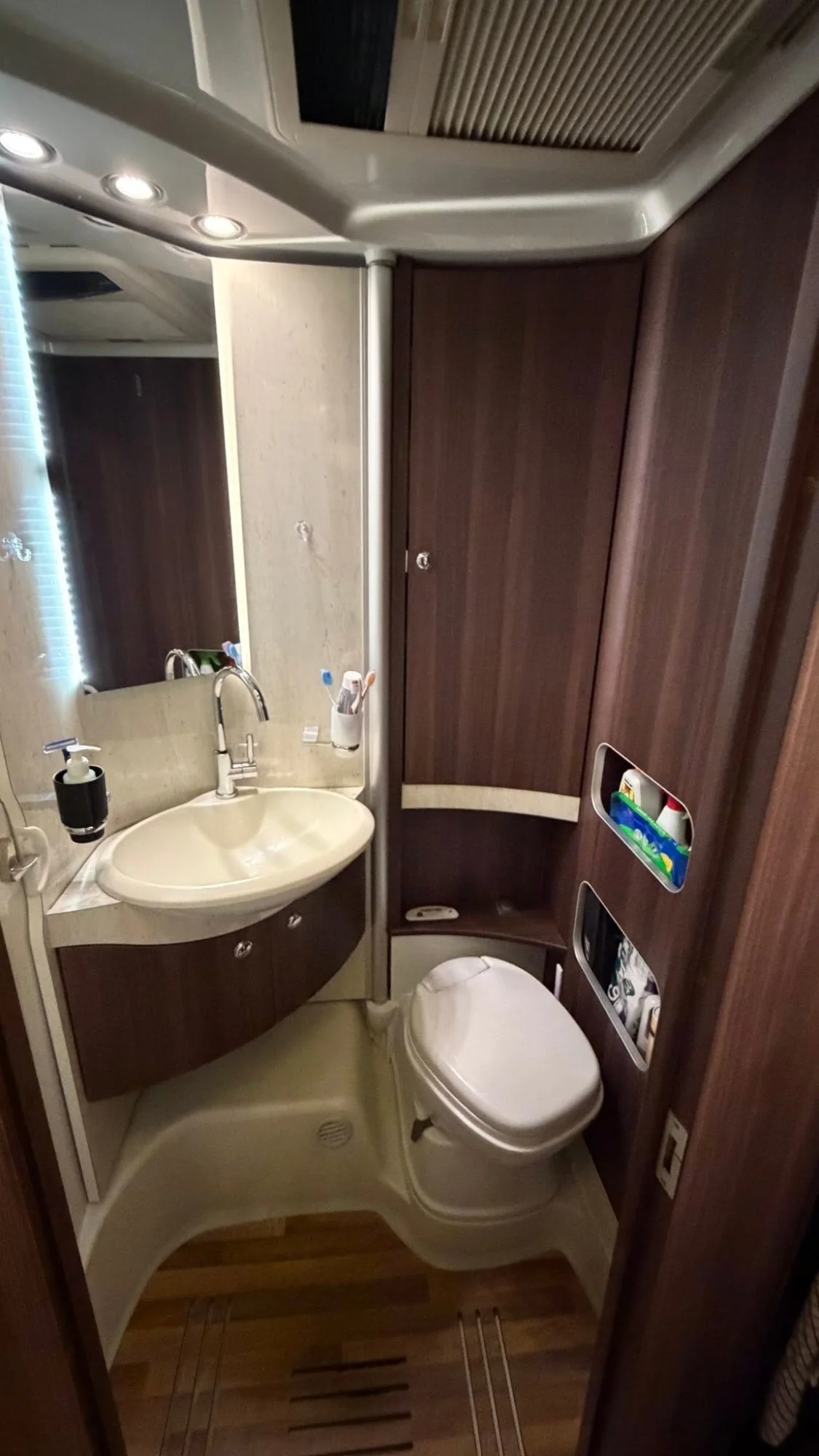 Bürstner 55 autocaravana 2013 sistema eléctrico victron lifep04 espectacular!