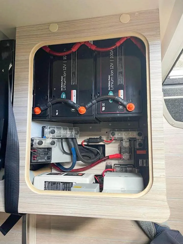Elnagh magnum 530 autocaravana autónoma 5 plazas totalmente equipada