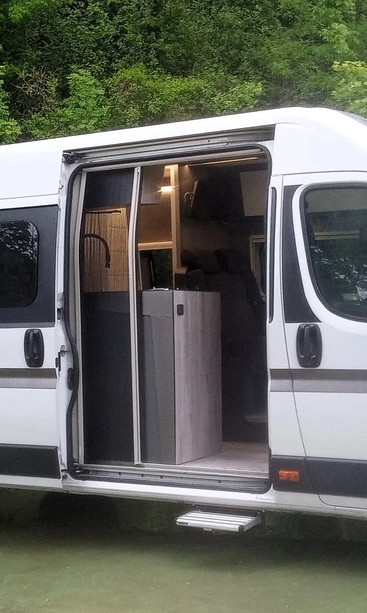 peugeot boxer l3h2 camper 4 plazas con placa solar y lifepo