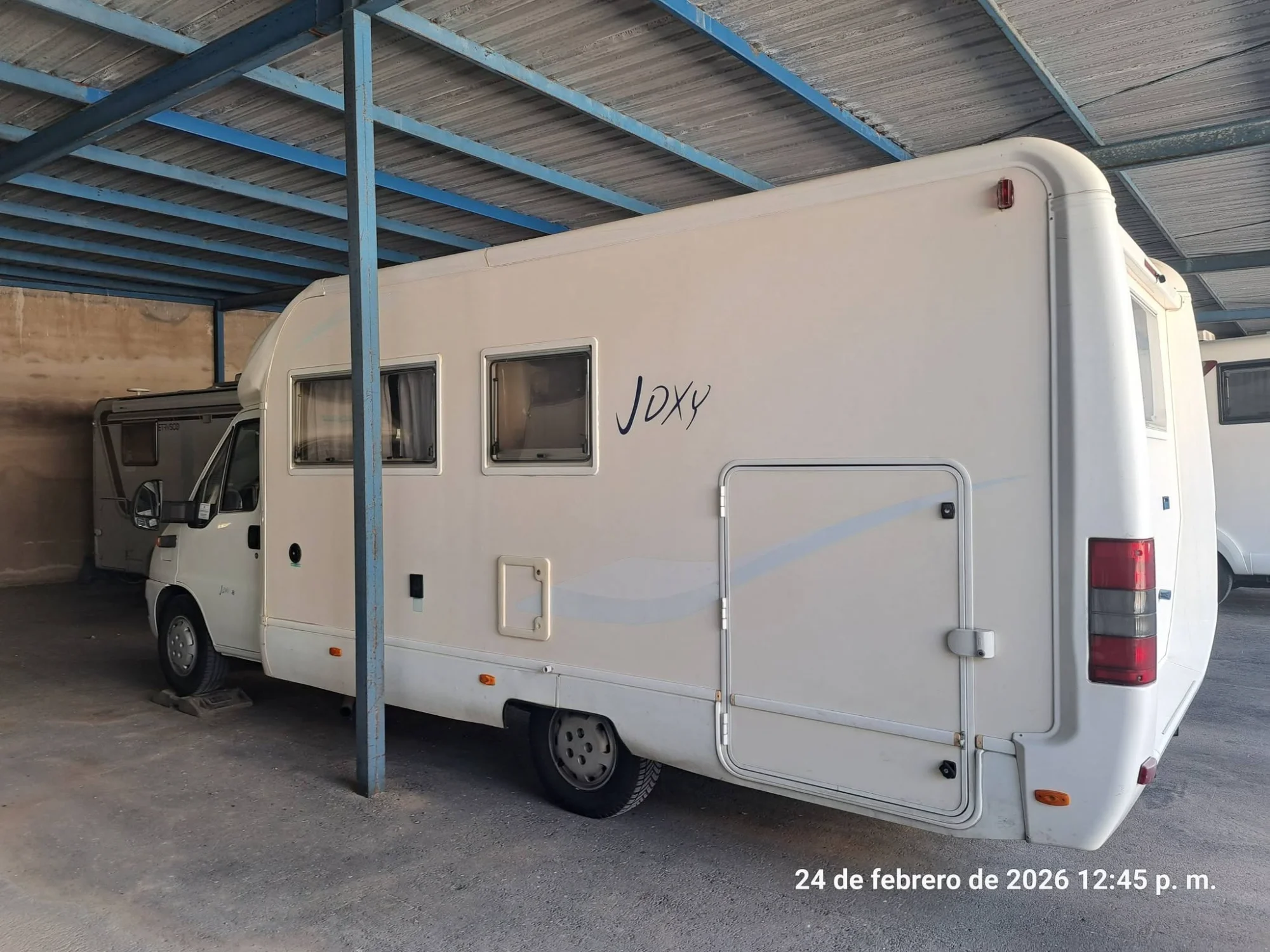 Elnag Jozy Perfilada - 100.000km 4 plazas viaje y pernocta.