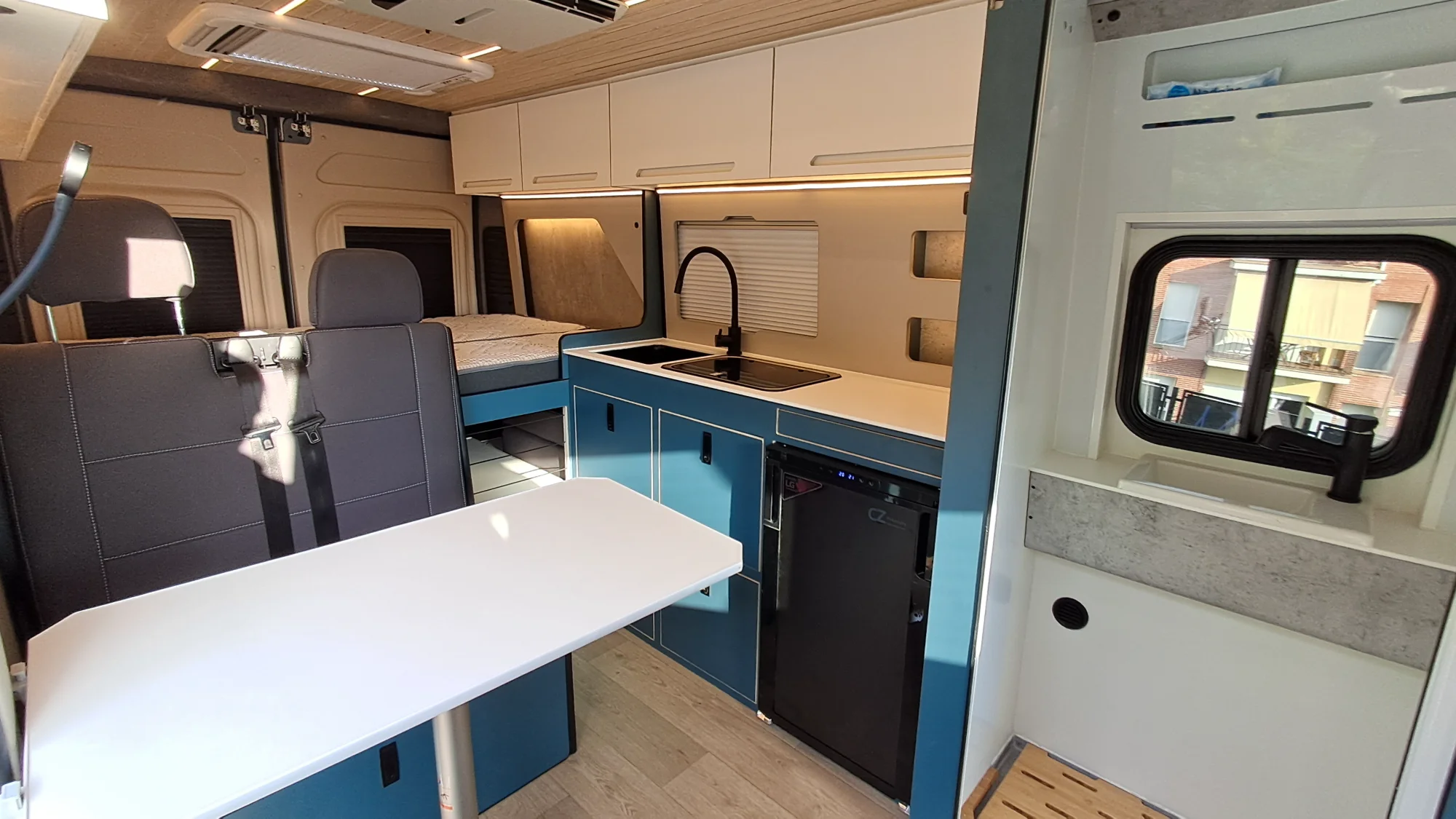 ✨ ESPECTACULAR CAMPER AUTOMÁTICA REESTRENO y FINANCIABLE ✨