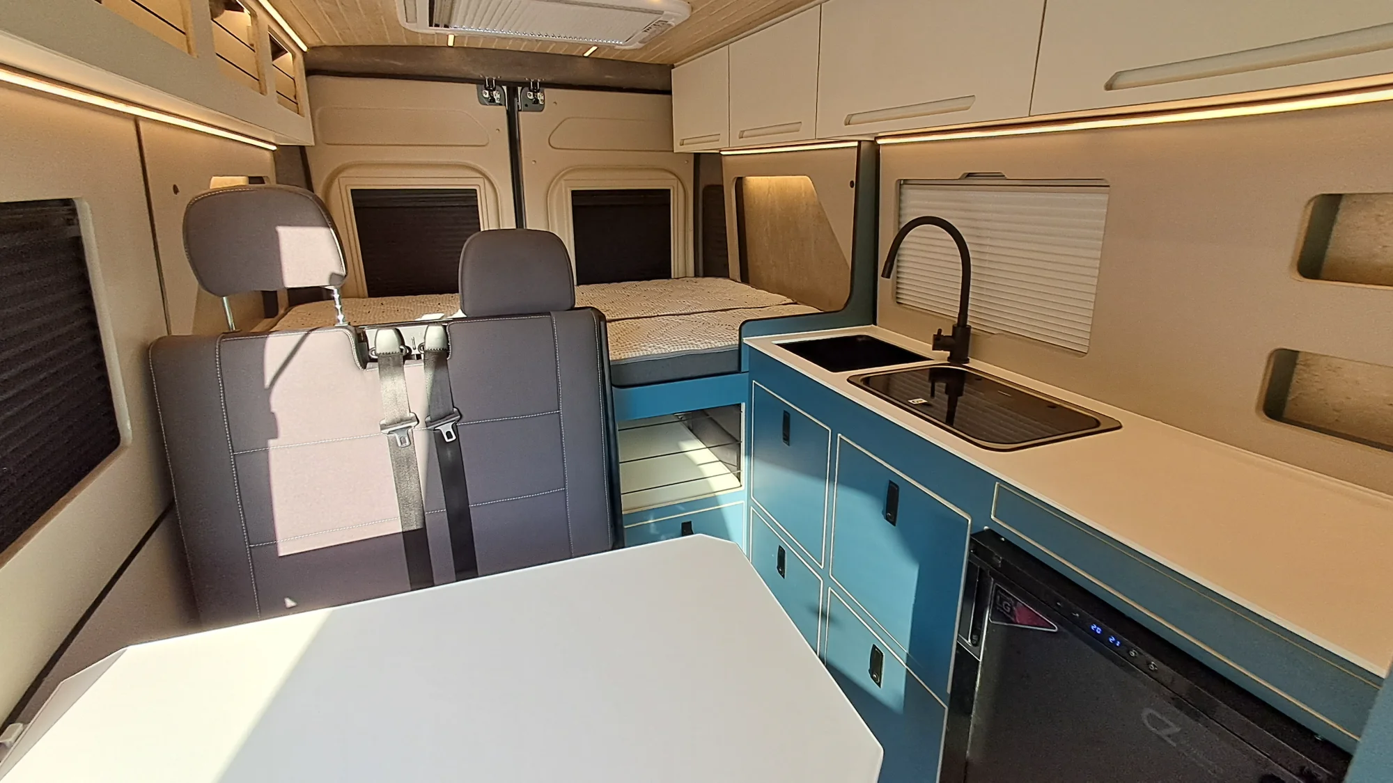 ✨ ESPECTACULAR CAMPER AUTOMÁTICA REESTRENO y FINANCIABLE ✨