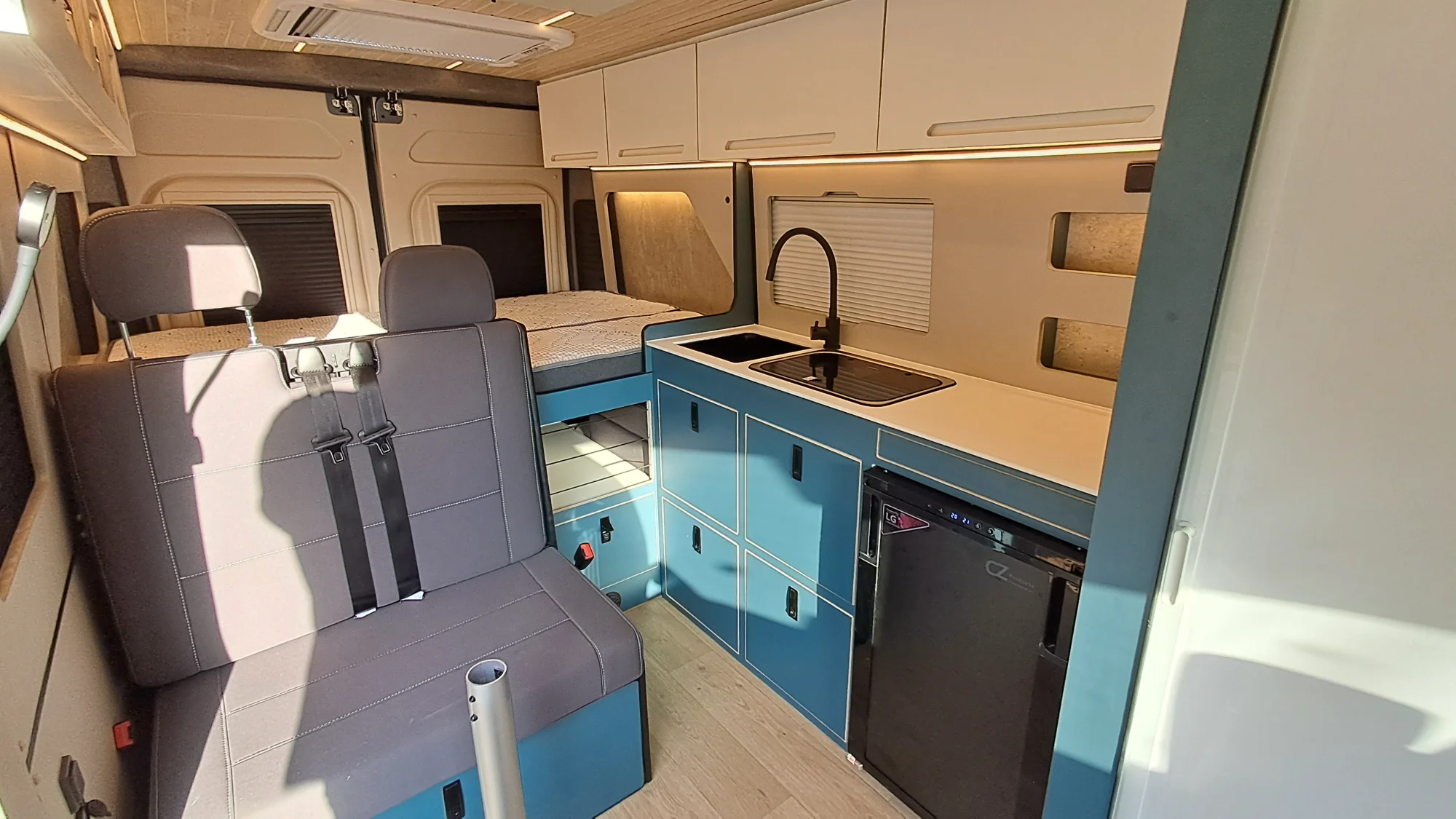 ✨ ESPECTACULAR CAMPER AUTOMÁTICA REESTRENO y FINANCIABLE ✨